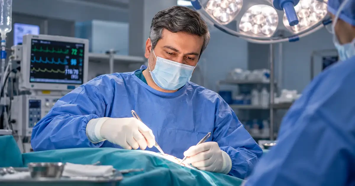 دکتر نوید سلیمی، متخصص جراحی عمومی در اهواز